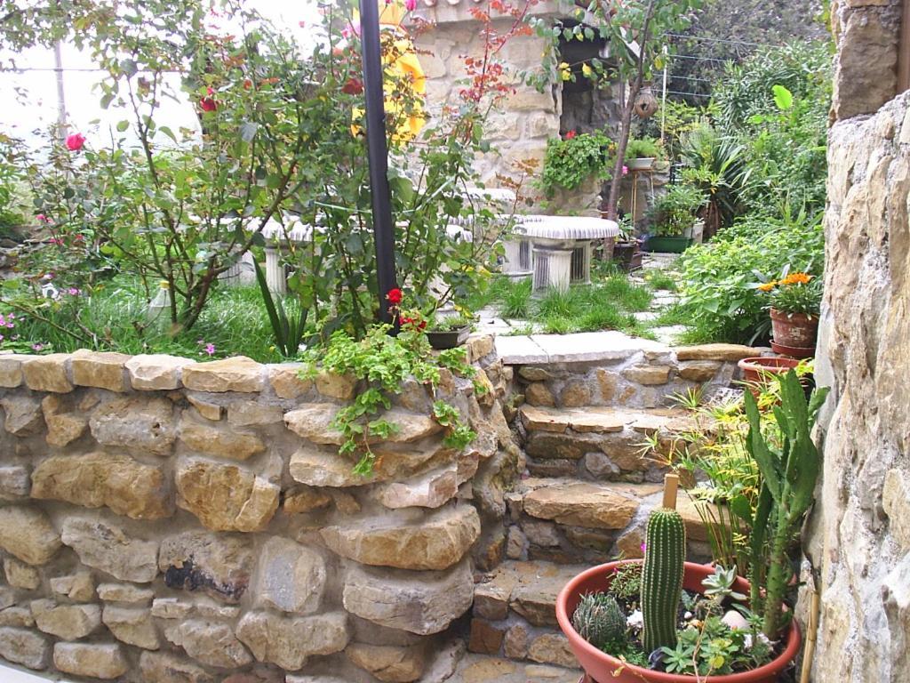 Jug Apartment Lopar